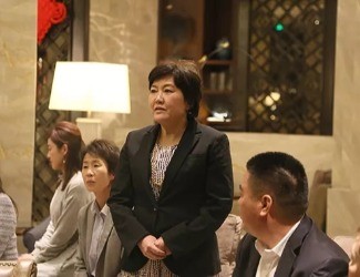 梅村令子專訪—服用三七之后，我臉上的斑都淡了！