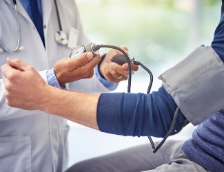 誘發(fā)高血壓的四個(gè)不良習(xí)慣，90%的人都在做！